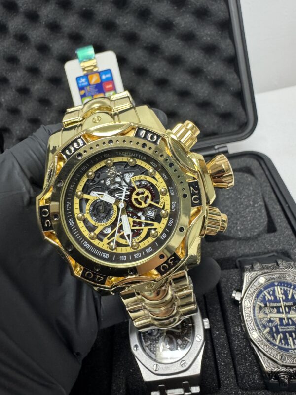 Invicta Inviota gold